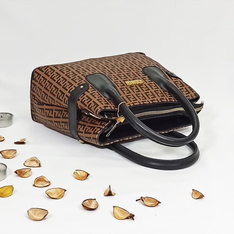 کیف دستی و دوشی فندی مدل تیو 3